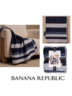 New Banana Republic Wool/Cotton Jacquard Throw, Navy
